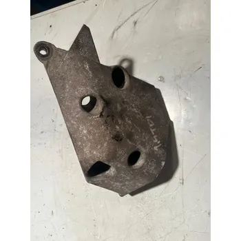 Vzpěra převodovky pravá 045199207H