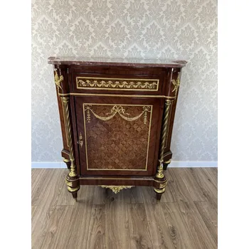 Komoda Starožitná komoda s mramorovou deskou a intarzií v šachovnicovém vzoru
