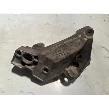 Držák motoru vpravo VW 038199207J