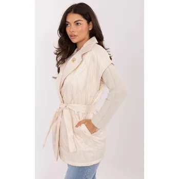 Dámská vesta Elegantní světle béžová prošívaná vesta s páskem a broží IT-KZ-