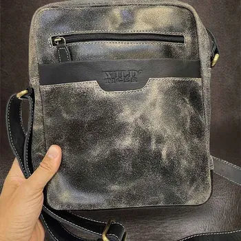 Velká černá kožená crossbody taška Bez personalizace - individuální přání řešíme po domluvě.