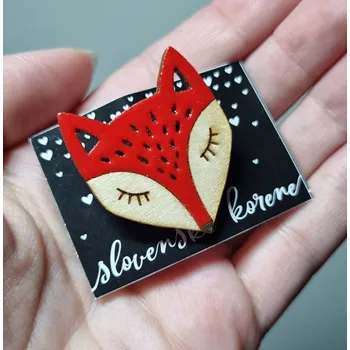 Brož Brož dřevěná malovaná - liška červená