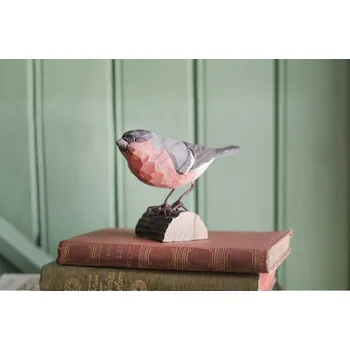 Wildlife Garden SE Dřevěná dekorace hýl obecný DecoBird - Wildlife Garden