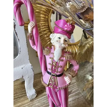 Vánoční dekorace Růžová vánoční dekorace socha Louskáček s lízátkem - 9*6*23 cm