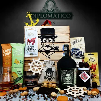 Dárkový potravinový koš Dárkové balení s rumem diplotico v opálené bedně | Dárek pro rumaře