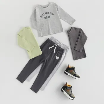 Chlapecké kalhoty Reserved - Legíny s vysokým podílem bavlny a nášivkou - tmavě šedá - 173FI-90X - 173FI-90X-116