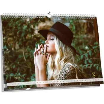Fotokalendář Nástěnný brilantní kalendář s vlastní fotografií NKN-82-A5 nástěnný foto-kalendář 2026 NKN-82-A5-BRIL Nižší cena pro více kusů!