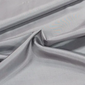 Podšívka viskózová jednobarevná světle šedá, š.140cm (látka v metráži)