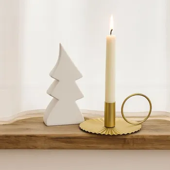 Svícen BOLTZE Kovový zlatý svícen Karlo 17 cm