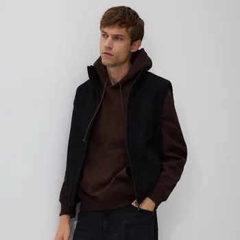 Pánský svetr Reserved - Vesta s příměsí vlny - černý - 925EF-99X - 925EF-99X-S