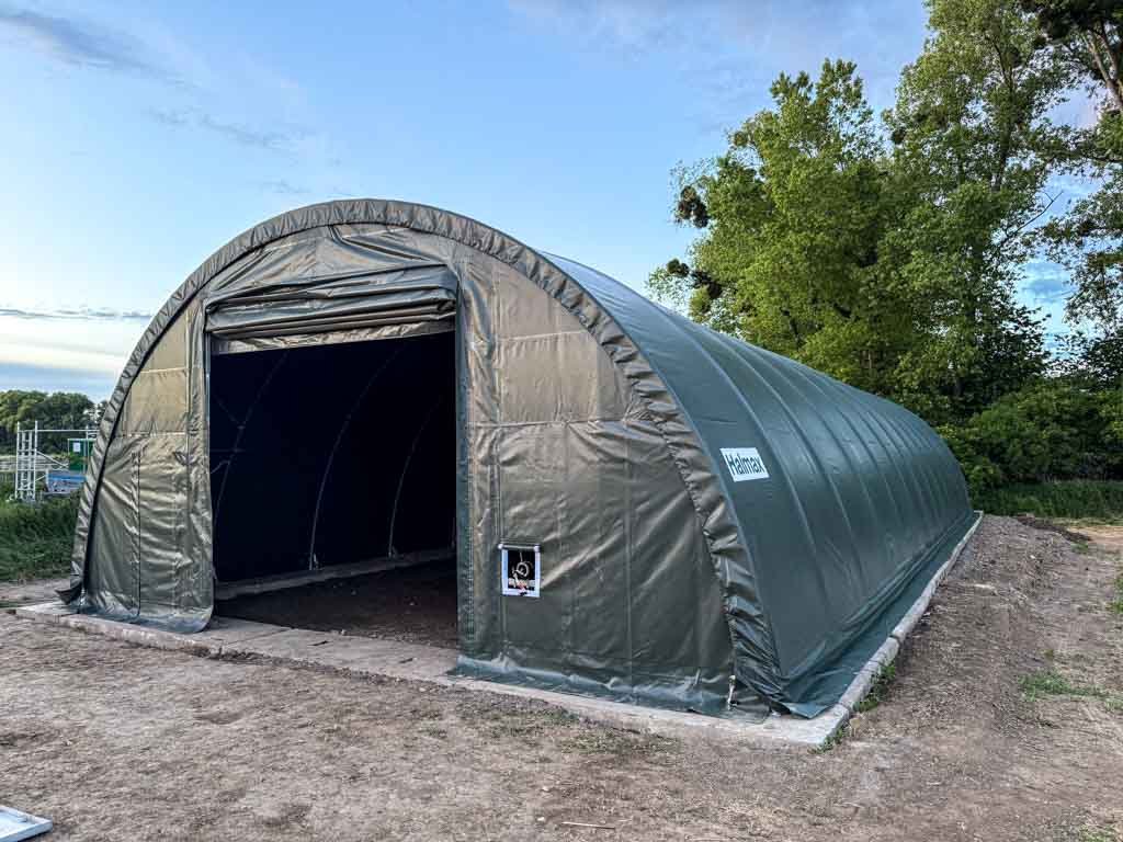 Plachtová hala | Šířka 9,15 m | Výška 4,5 m Barva: Šedá, Délka: 12 m