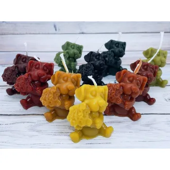 Svíčka Svíčka ze včelího vosku pes kytka Bez balení khaki