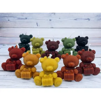 Svíčka Svíčka ze včelího vosku medvěd dárek Bez balení červené