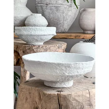 Mísa z papírmaše Velikost: výška cca 17 cm, šířka cca 44,5 cm