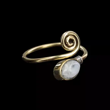 Prsten Mosazný prsten s kamínkem Najib Měsíční kámen, Sittar.cz