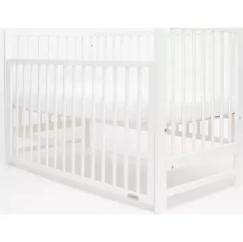 Dětská postýlka New Baby Dětská postýlka LILLY se stahovací bočnicí New Baby New Baby Bílá