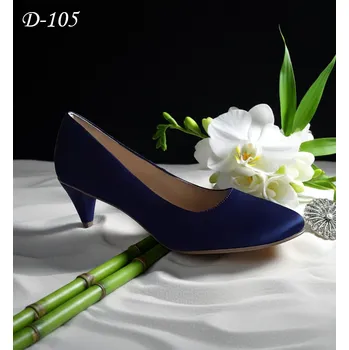 Dámské lodičky Saténové lodičky na nízkém podpatku - tmavě modré Velikost obuvi: 34