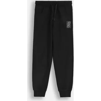 Chlapecké kalhoty Dětské bavlněné tepláky Coccodrillo černá barva, EVERYDAY BOY A ZC5120102VBA 99X, vel. 140