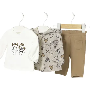 Kojenecký overall MAYORAL dívčí set 3ks mikina, tričko, tepláky srdíčka béžová vel. 75 cm