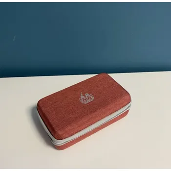 Školní kufřík Synelia Kufřík na esenciální oleje cihlový 18ks