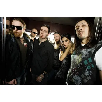 Plakát Plakát, Obraz - Lacuna Coil Posed In Leeds