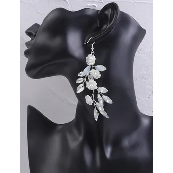 Náušnice B-TOP Visací květinové náušnice s krystaly Typ: Typ 1