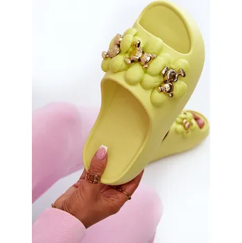 Dámské žabky Boto Dámské Piankové Žabky S Ozdobami Na Hrubé Podrážce Limetkové Bremavia Boto kaki 2838828