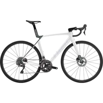 Silniční kolo Trek Madone SL 5 - Gloss Crystal White/Matte Deep Smoke 2026, 28" 2026, 28"