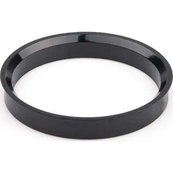 Vymezovací kroužek Vymezovací kroužek 66,6 / 57,1 JR666571, plast, černý, přesah kužele 3 mm