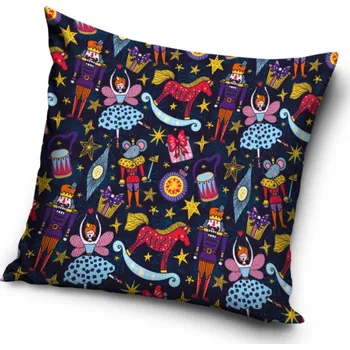 Dekorativní polštářek TipTrade s.r.o. Dekorační polštářek Louskáček Vánoční Příběh