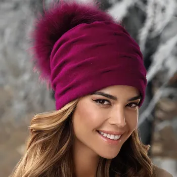 Čepice KRUMLOVANKA Zimní čepice s bambulí a podšívkou - fuchsie 100% vlna Woolmark W-0597/549BB