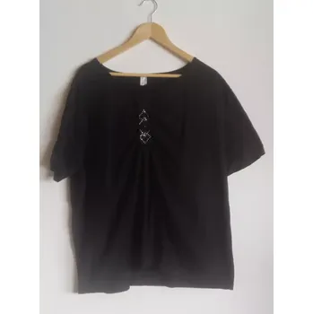 Dámská halenka Dámská halenka se zdobením