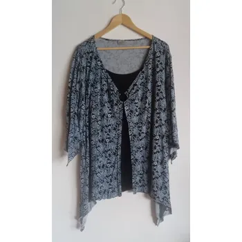 Dámská halenka Dámská květovaná halenka C&A