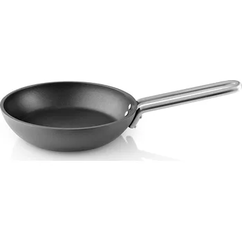 Pánev Nepřilnavá pánev s nerezovou rukojetí O 20 cm Professional Eva Solo