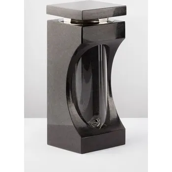 Smuteční dekorace Žulová hřbitovní lucerna L55