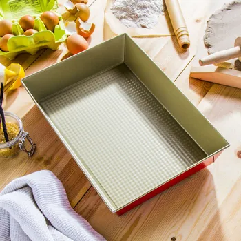 Nádoba na pečení Nerezový plech (forma) na pečení SNB BAKE červený 36 x 24,5 cm