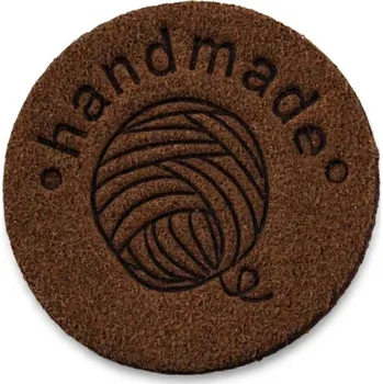 Nášivka Hand made s klubíčkem, hnědá, 25 mm