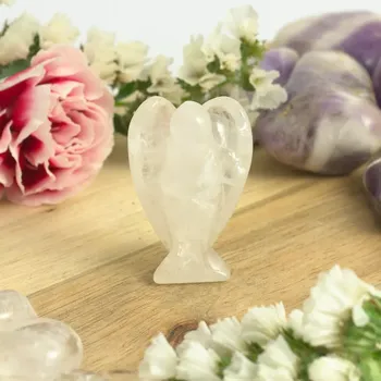 Křišťálový anděl – průvodce čistotou, jasností a duchovní harmonií