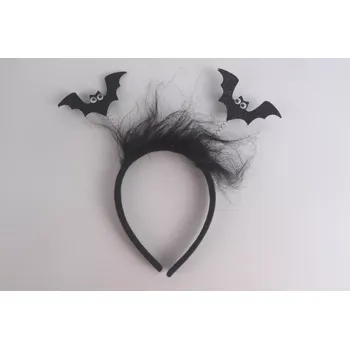 Čelenka Čelenka s netopýry a chmýřím