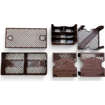 Příslušenství k deskovým hrám MitroCZECH Insert pro hru Divočina severní Ameriky Barva: Hnědá