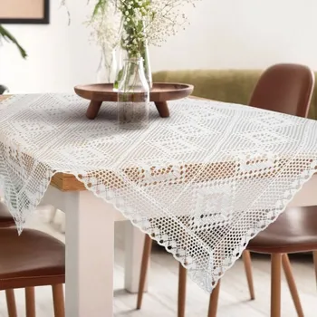 ubrus Bílý stylový ubrus s krajkovým okrajem Délka: 85 cm | Šířka: 85 cm
