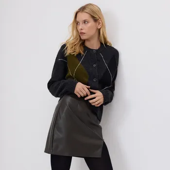 Dámská sukně Reserved - Minisukně z imitace kůže - olivová - 079GG-91X - 079GG-91X-XS