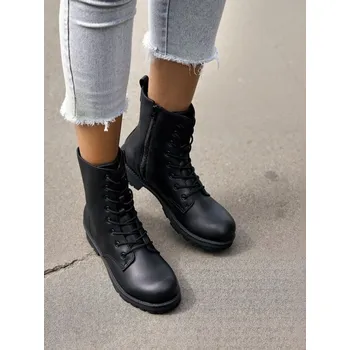 Dámská zimní obuv Sinsay - Kotníkové boty z&nbsp;umělé kůže - černá - 162FW-99X - 162FW-99X-36