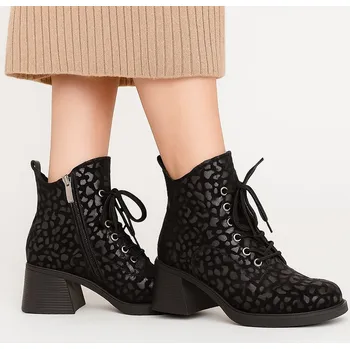 Dámské sandále Dámské černé kotníčkové boty Letizia se vzorem, šněrováním a blokovým podpatkem Velikost: 37