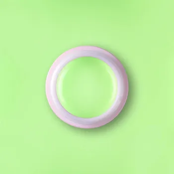 Lak na nehty RUSCONA CH570 TRY ME! 5 ml