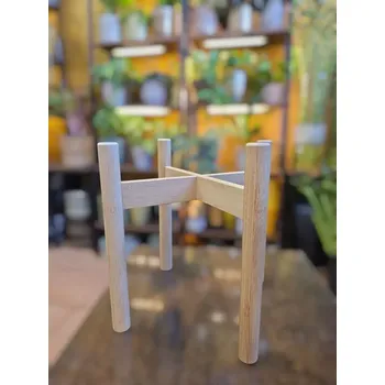 Dřevěný podstavec čtvercový