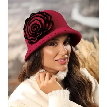 Čepice KRUMLOVANKA W-0773/559 vínová