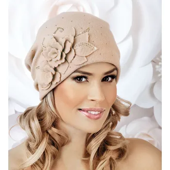 Čepice KRUMLOVANKA Dámská čepice W-0088/283 béžová