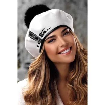 Čepice KRUMLOVANKA Luxusní bílý dámský baret s černou bambulí W-0742/000