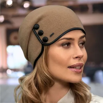 Čepice KRUMLOVANKA W-0239/499 béžová